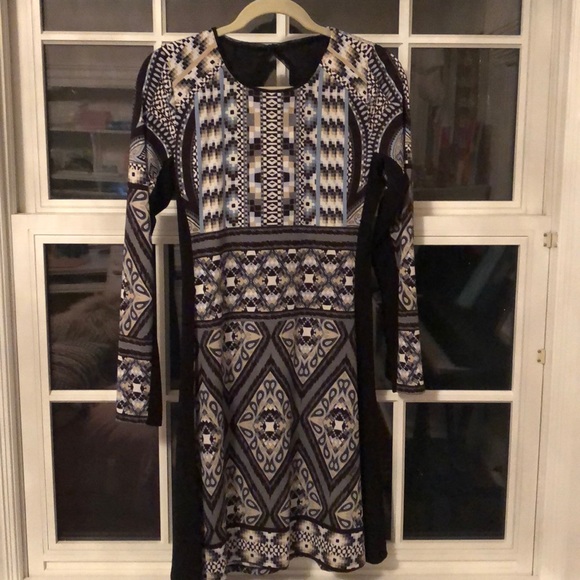 Long sleeve dress - Picture 1 of 9